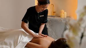 مساج بالخشب في الرياض