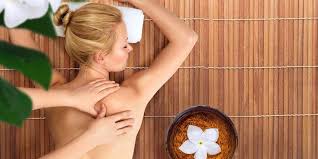 التدليك الرياضي بالرياض